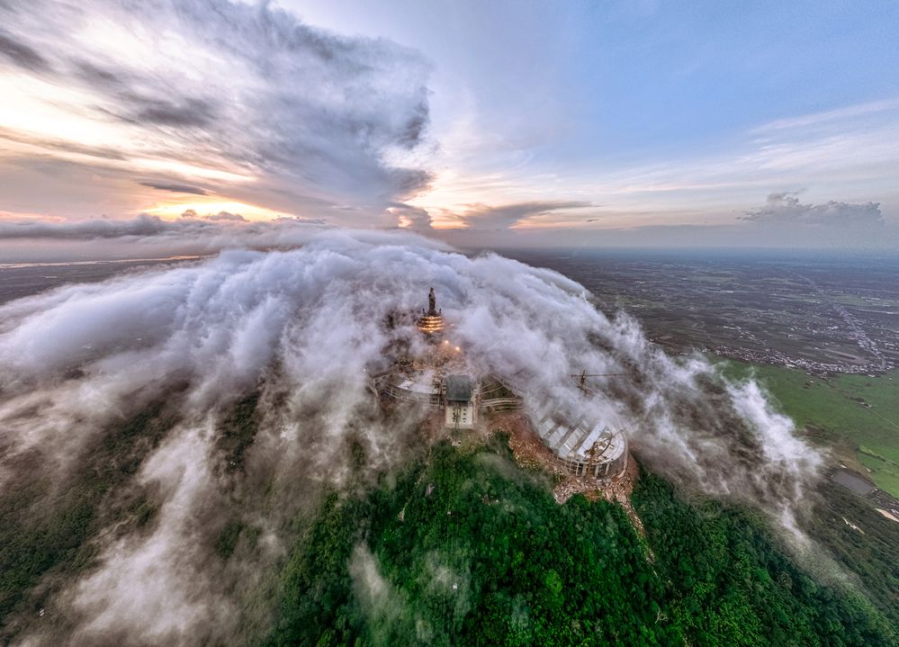 Photograph by Tran Phuong