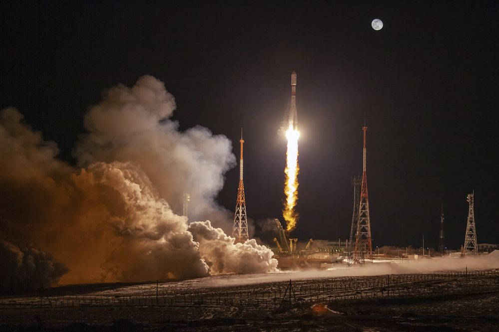 Курс на луну