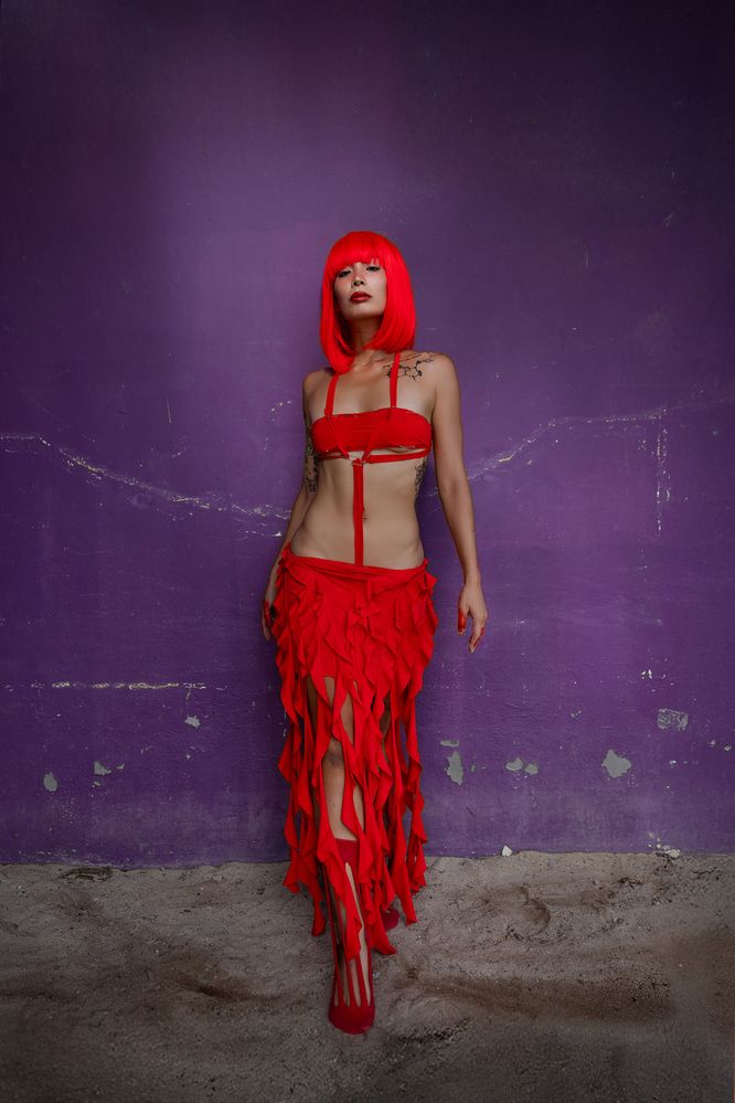 Rise, Red One