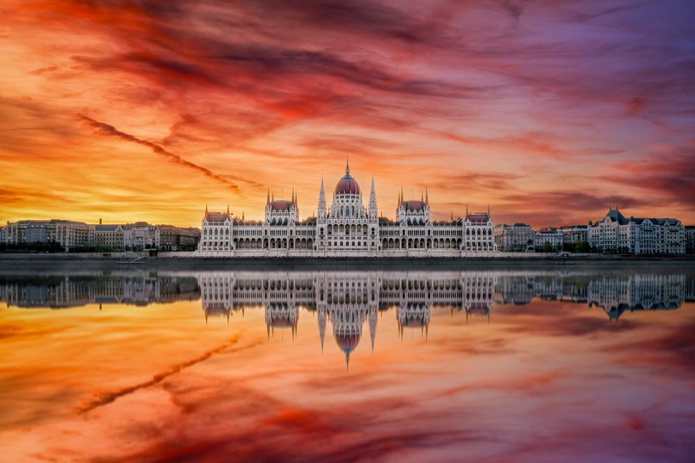 The Mirror of Budapest