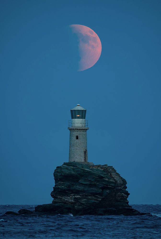 Photograph by THEO LIAN