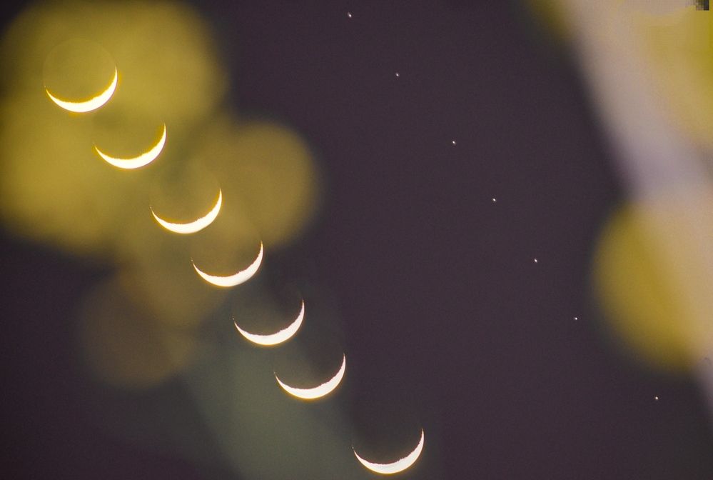 The conjunction of Moon and Venus in sequence