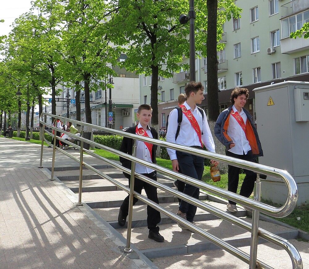 Выпускники