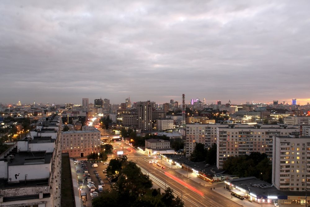 Moscow Never Sleeps
