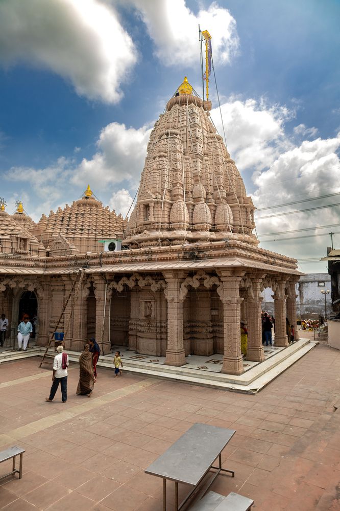 Ganeshpura Temple - Colours Urban Architecture