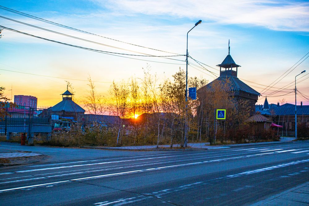 Восход солнце на Старом городе.