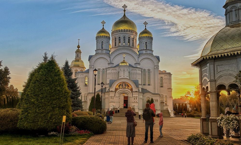 Утро в Дивеево