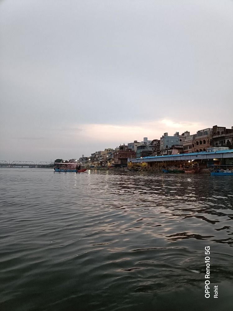 Photograph by Parveen Kumar
