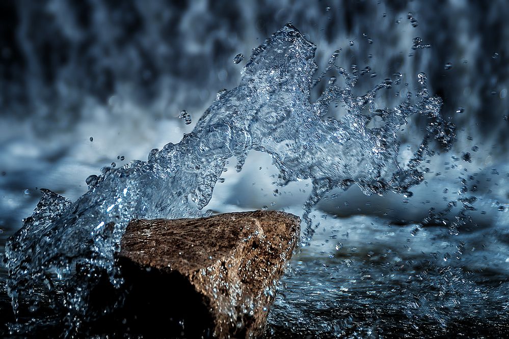 Противостояние