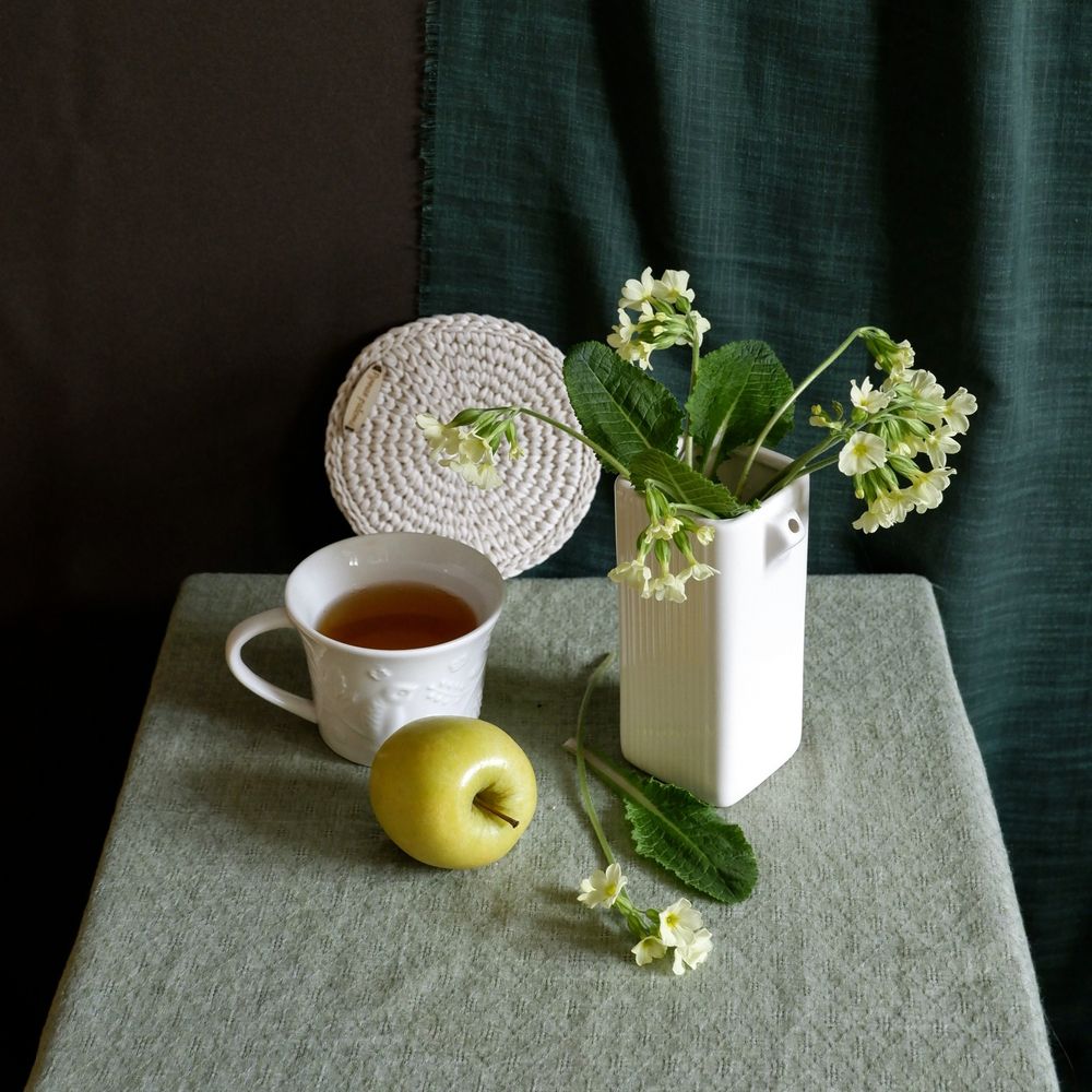 Натюрморт с чашкой чая.