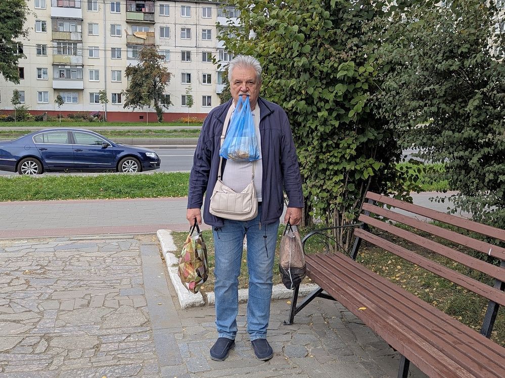Сходил за хлебушком...