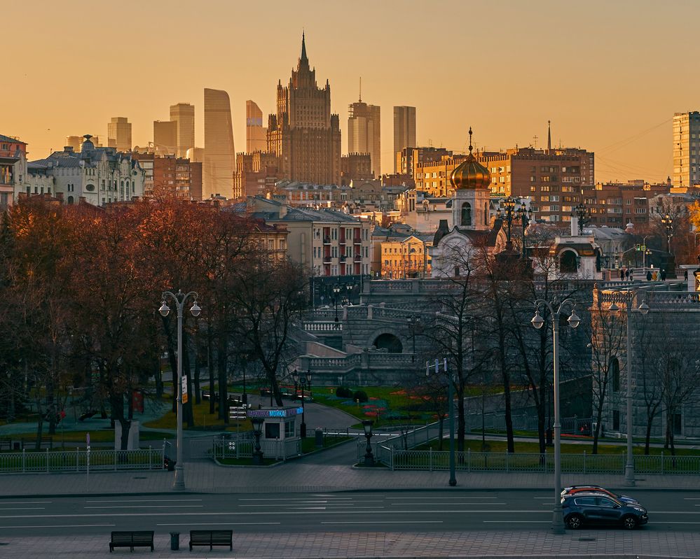 Photograph by Mikhail Khmelevskiy