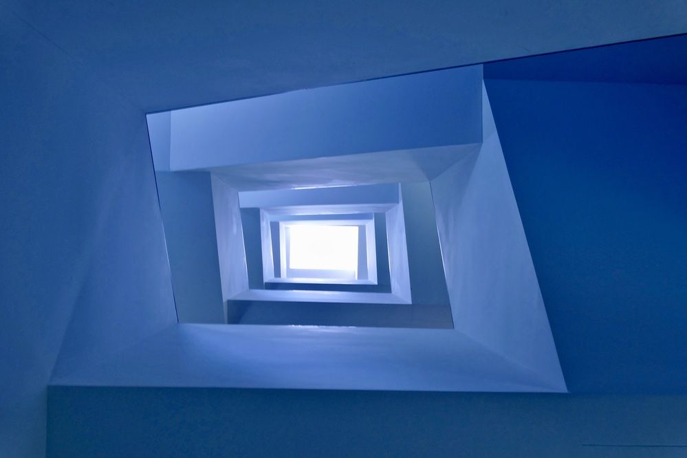 Белый квадрат