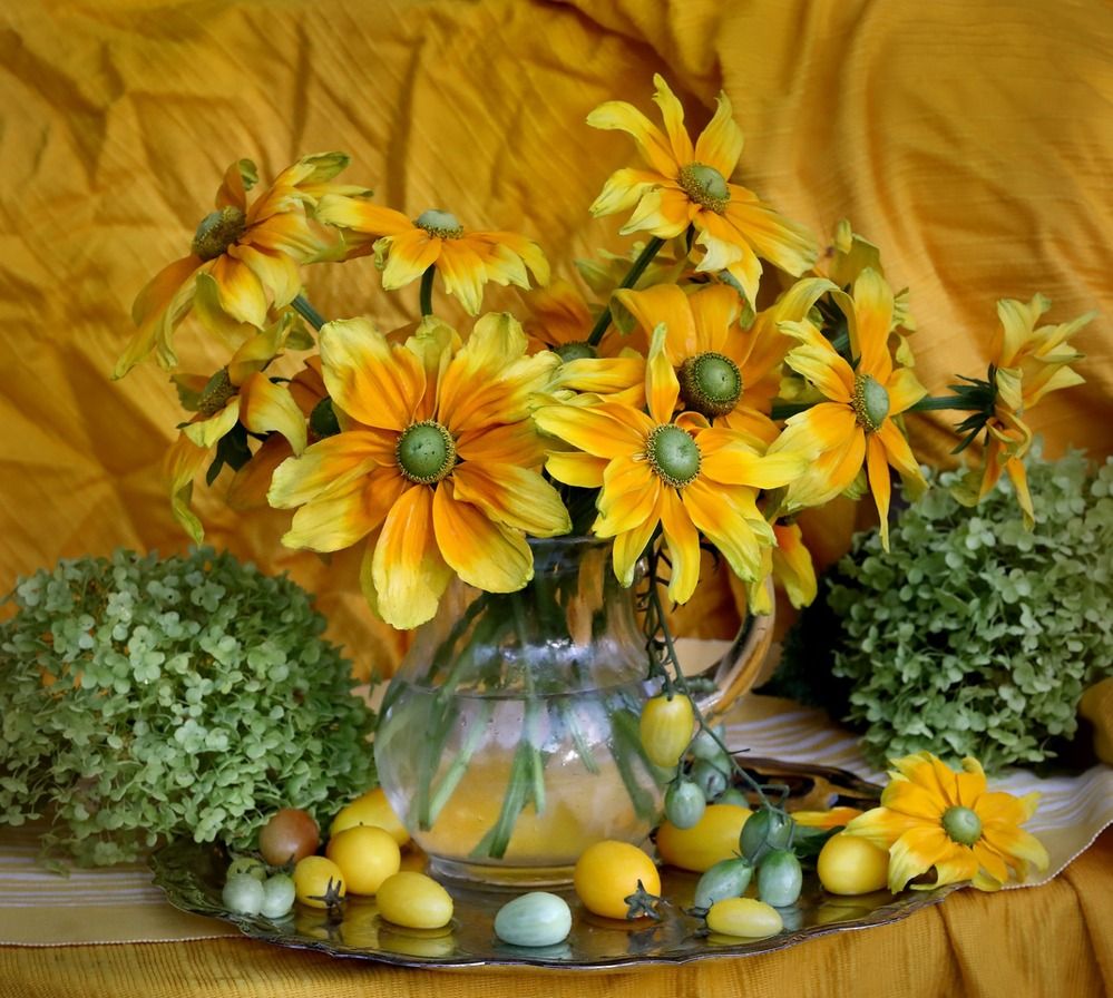 желтыйe на желтом