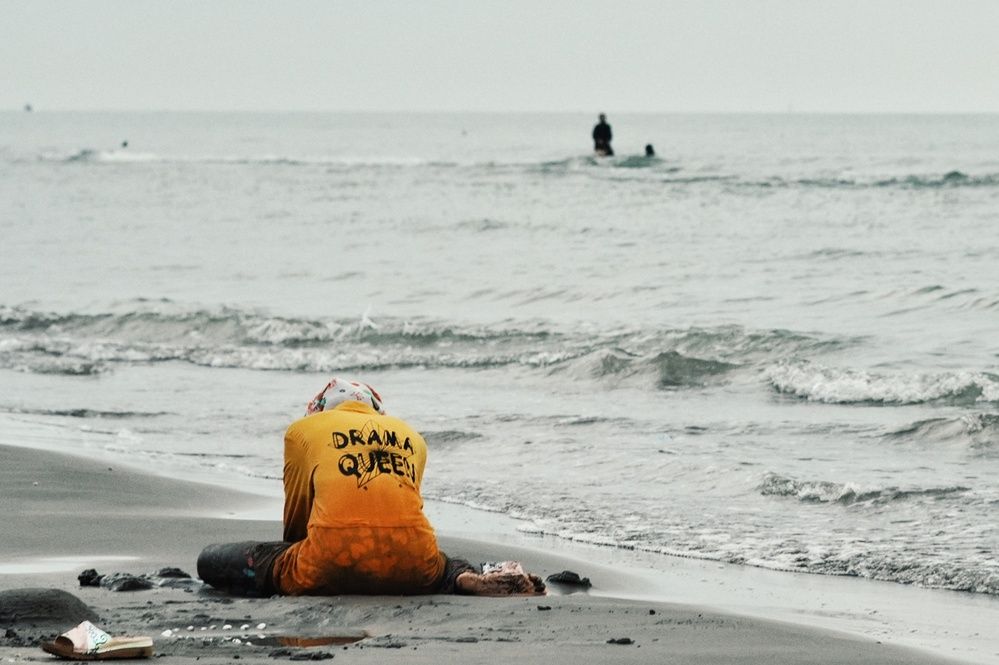 Photograph by Ali Rouhinaa