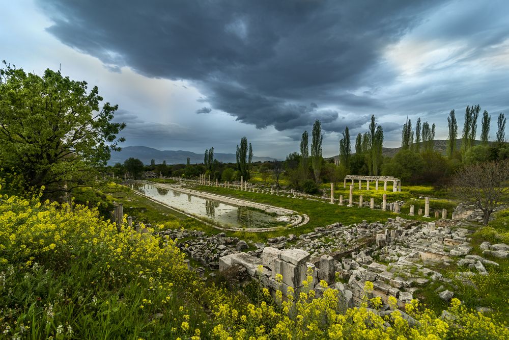 Photograph by Bahir DIBEKOGLU