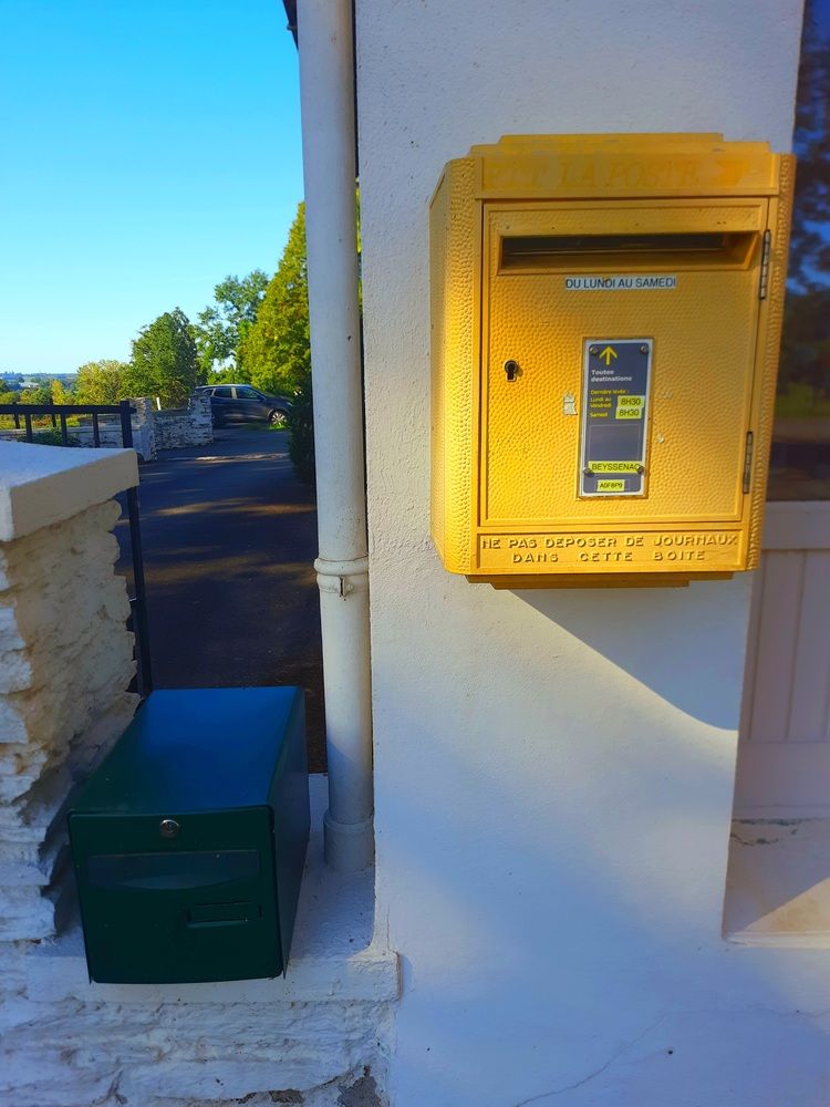 Photograph by SAMEERA MADUSHANTHA MUTHUKUDA ARACHCHIGE