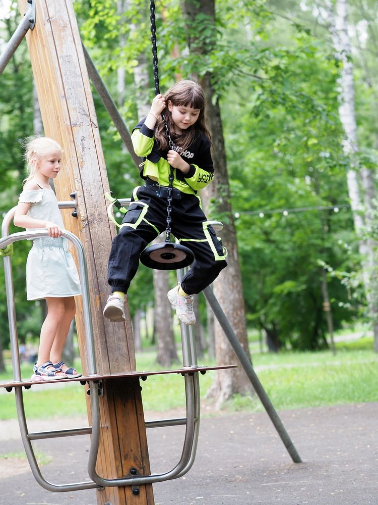 Прыжок на тарзанку.