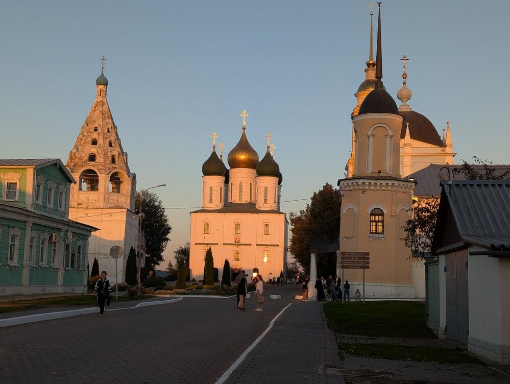 Соборная площадь, Успенский собор