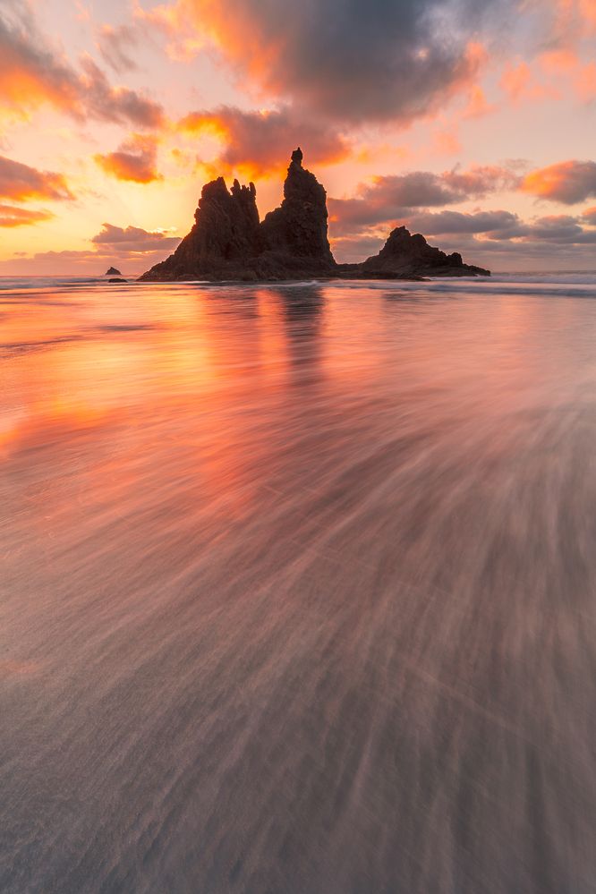 Fire over the ocean