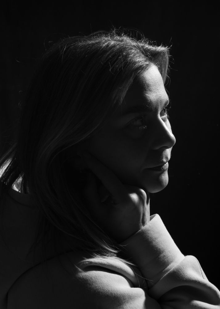 Они видят лишь уголок моей души… а ведь там целая вселенная.