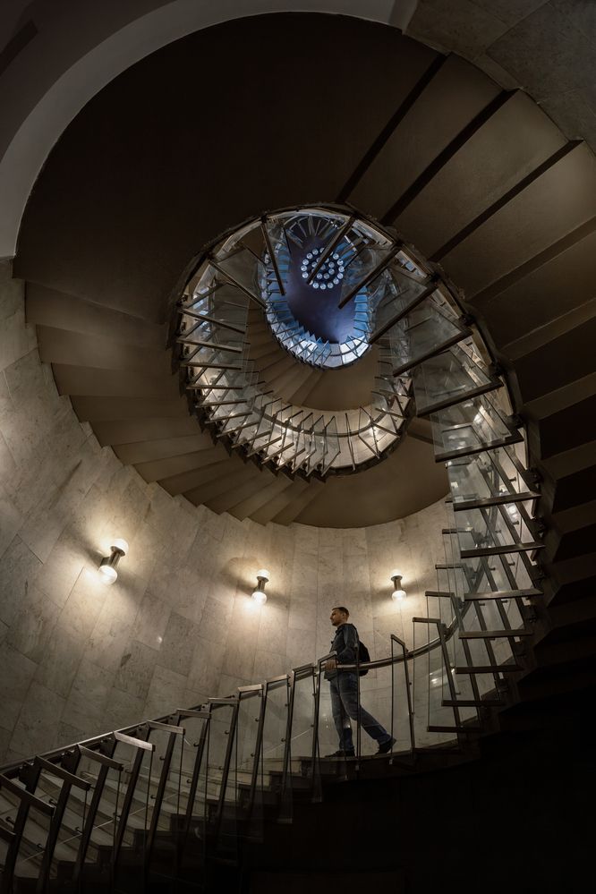 Закрученная лестница