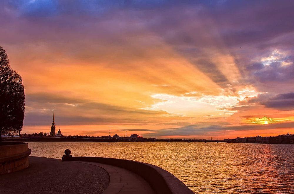 Град Петра на рассвете