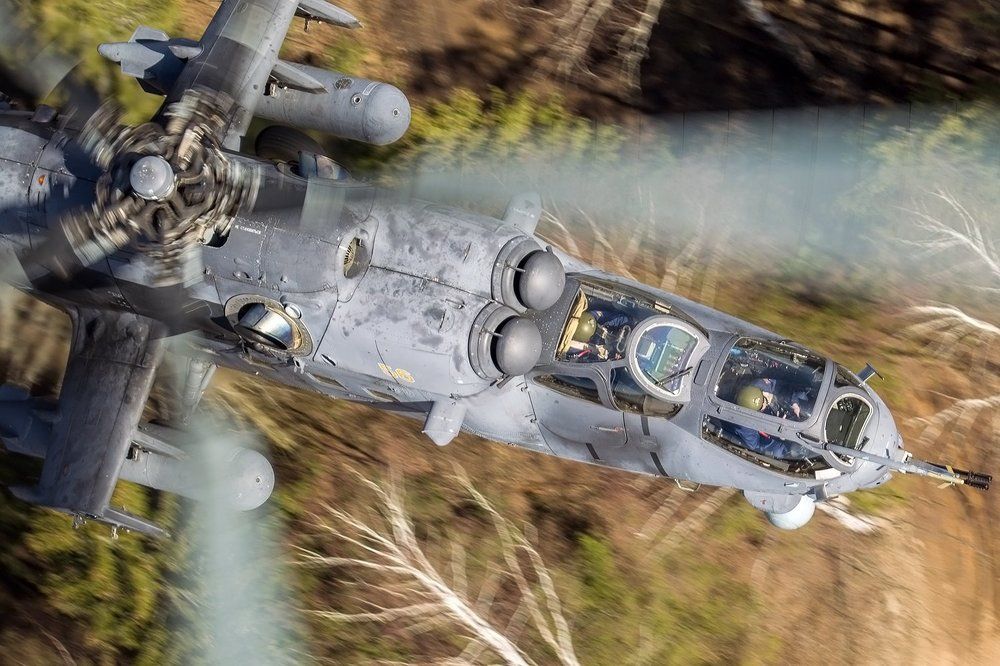 Рассекая воздушную гладь