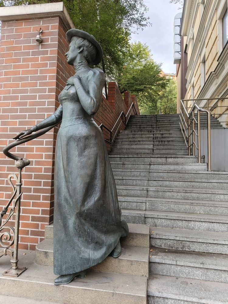 Элеонора Лорд Прей.