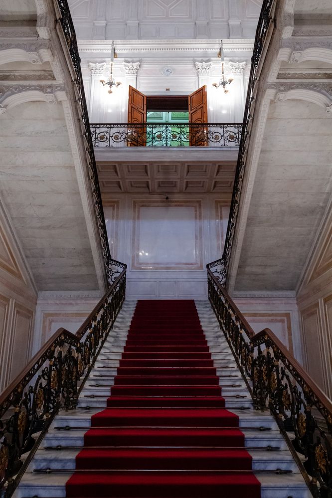 Фотография автора Денис Мартыновский