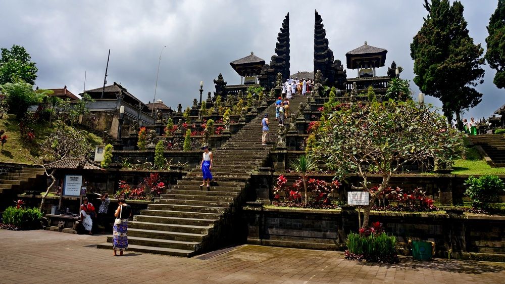 Photograph by Vladislav Klimin