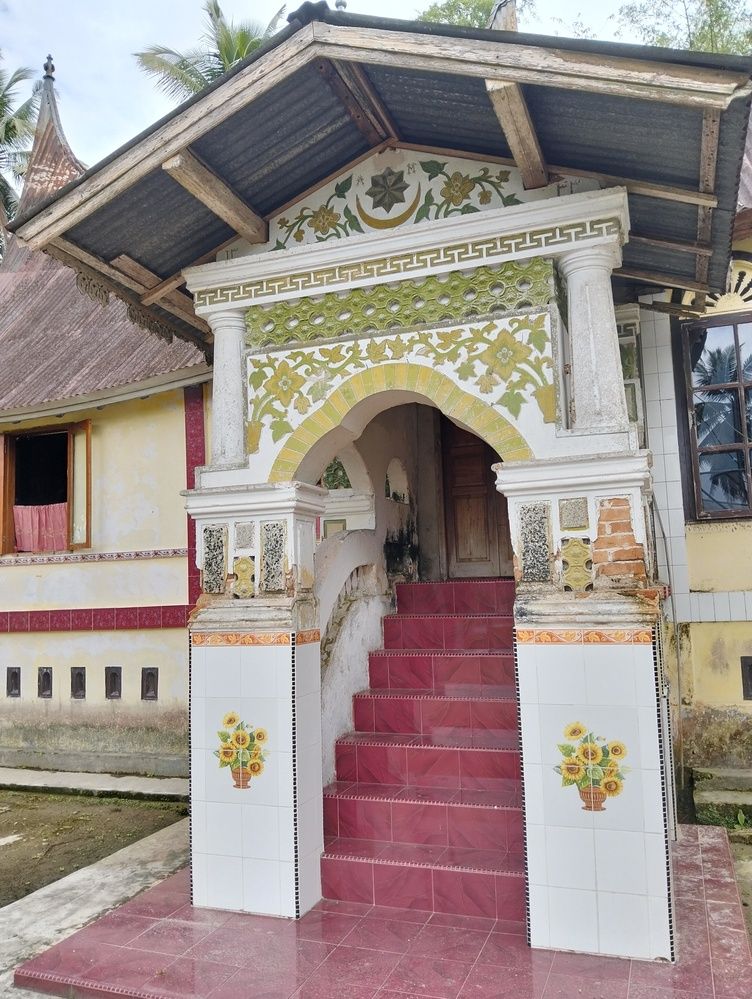 Photograph by Adal -