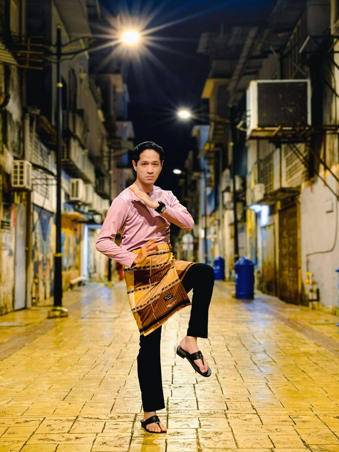 Teluk Belanga in the City Shadows Teluk Belanga in the City Shadows