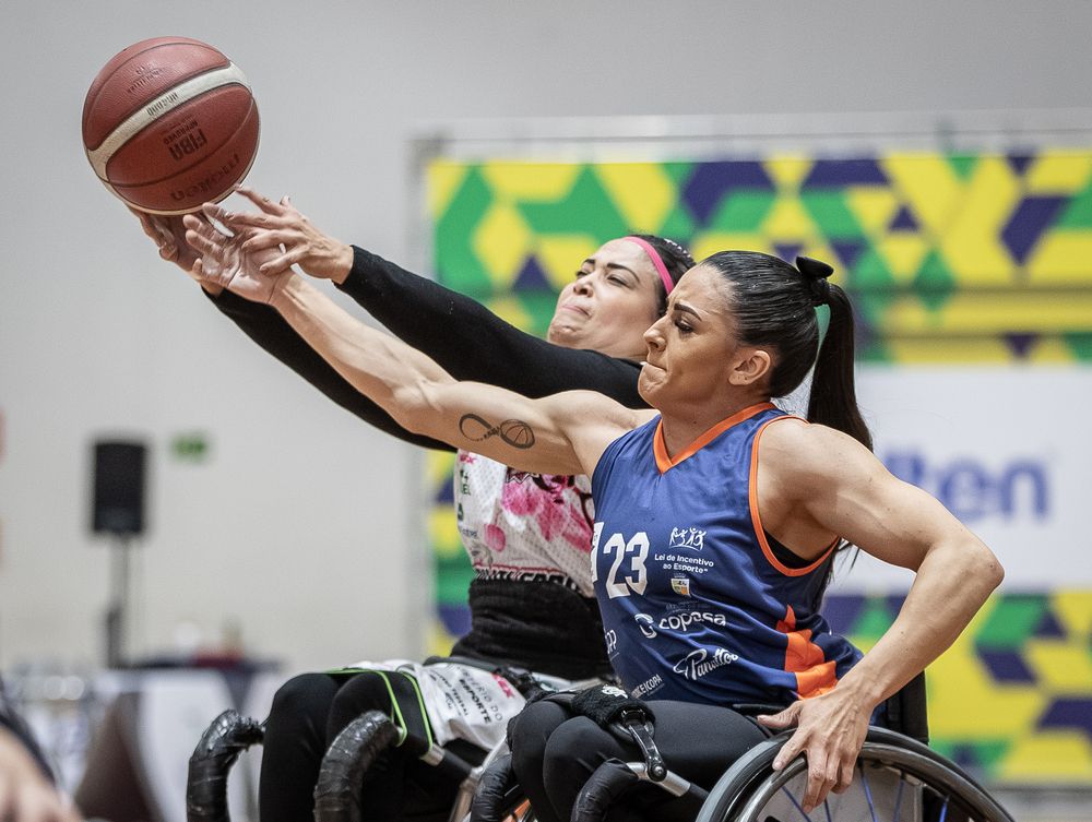 A basketball at the fingertips