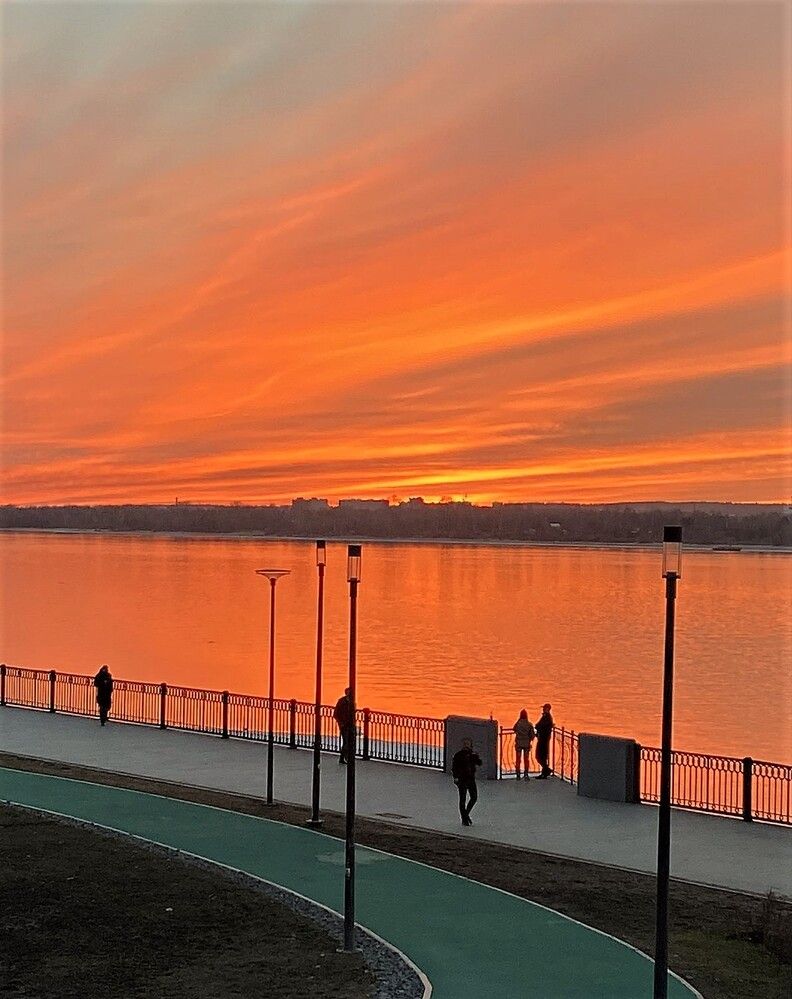 Закат. Пермь. Набережная.