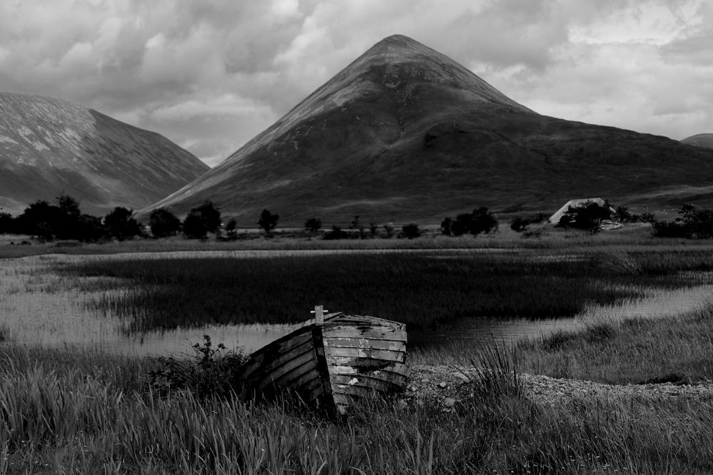 Photograph by Ernest Spiteri Gonzi