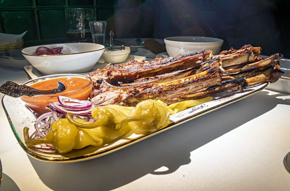 Свиные рёбрышки.