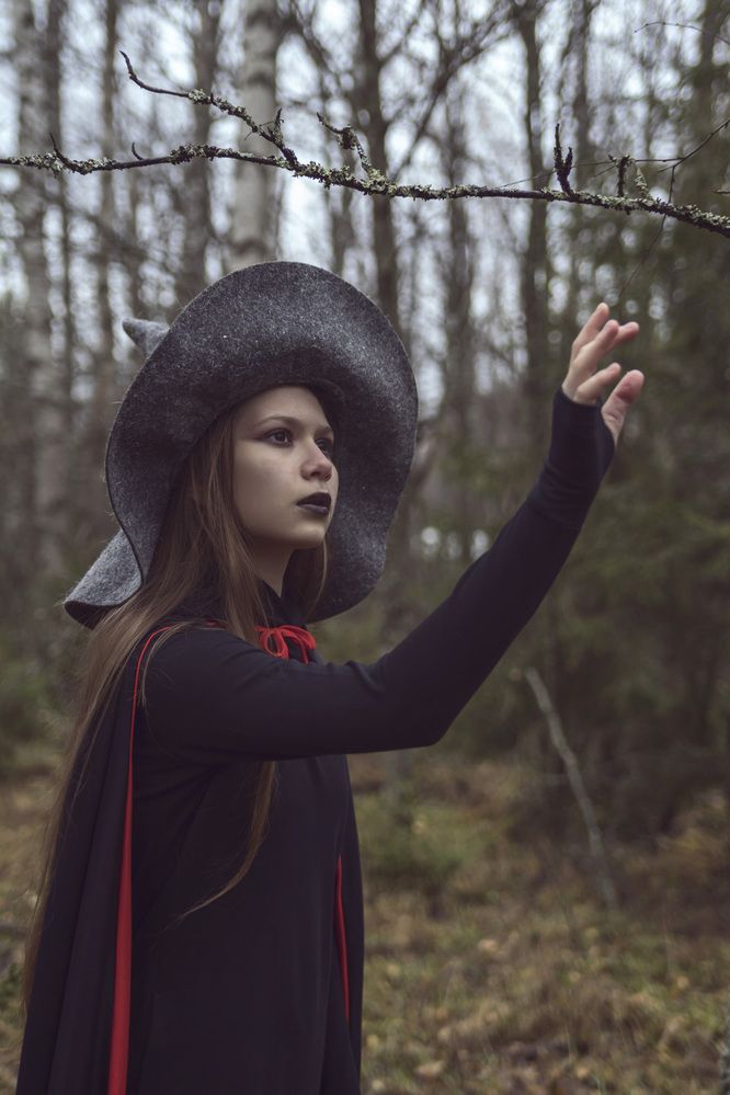 Трогая осень