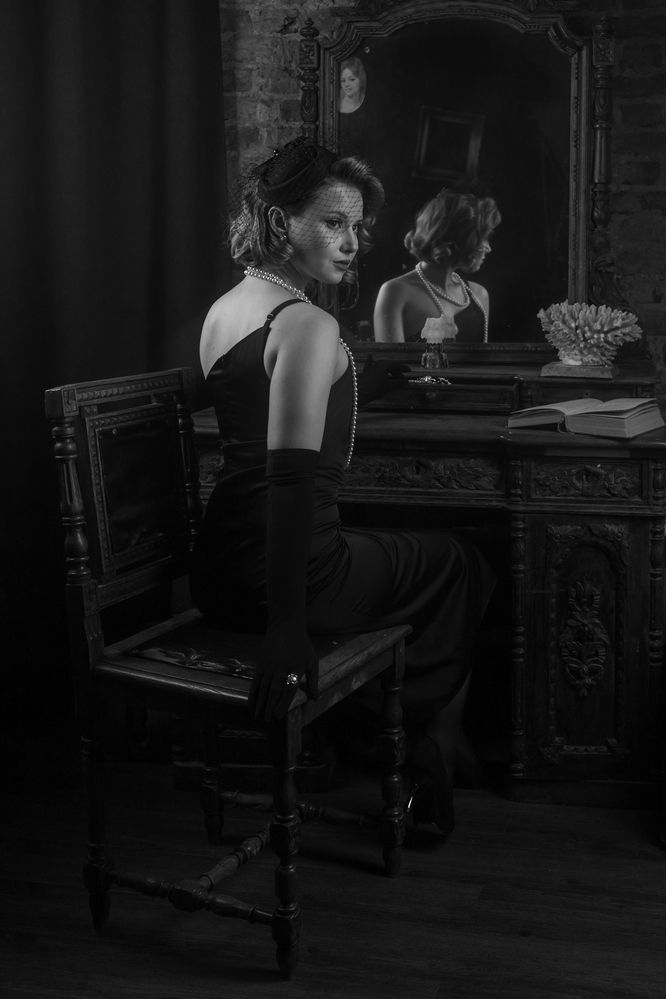 В сумрачной комнате