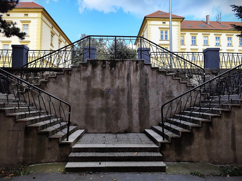 Sequence into harmony