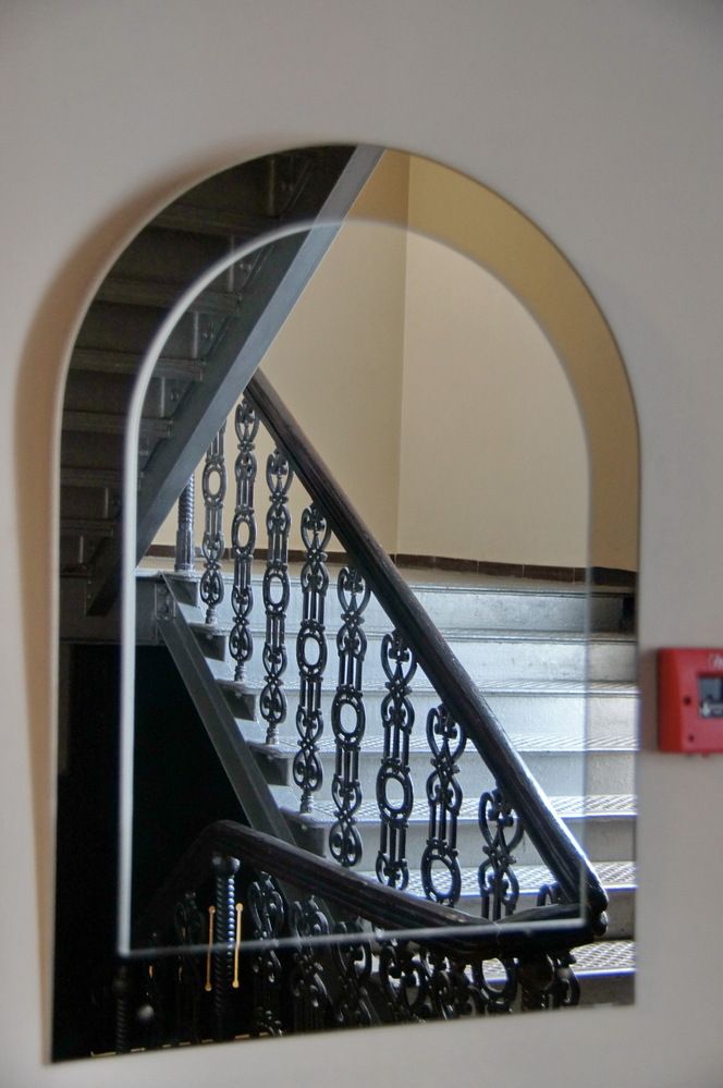 Лестница Зимнего театра