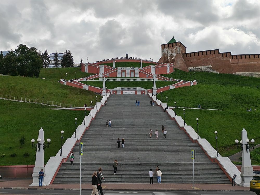 Чкаловская лестница