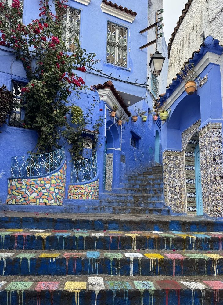 Лестницы синего города