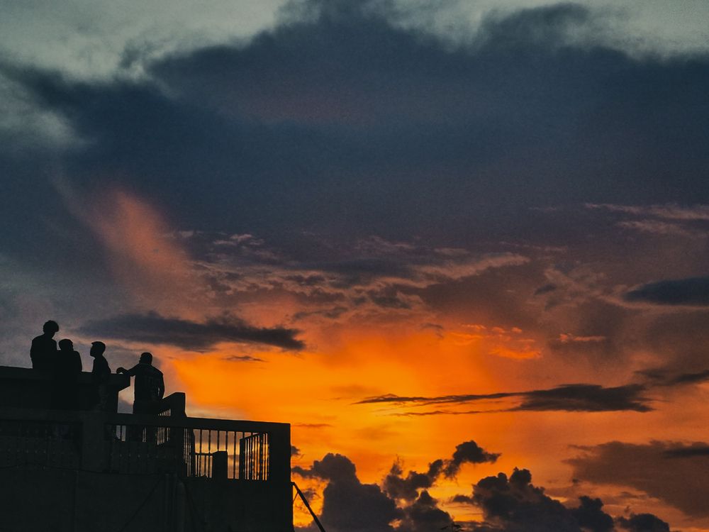 A Sunset Maybe We\'ll Never Stand Under Again