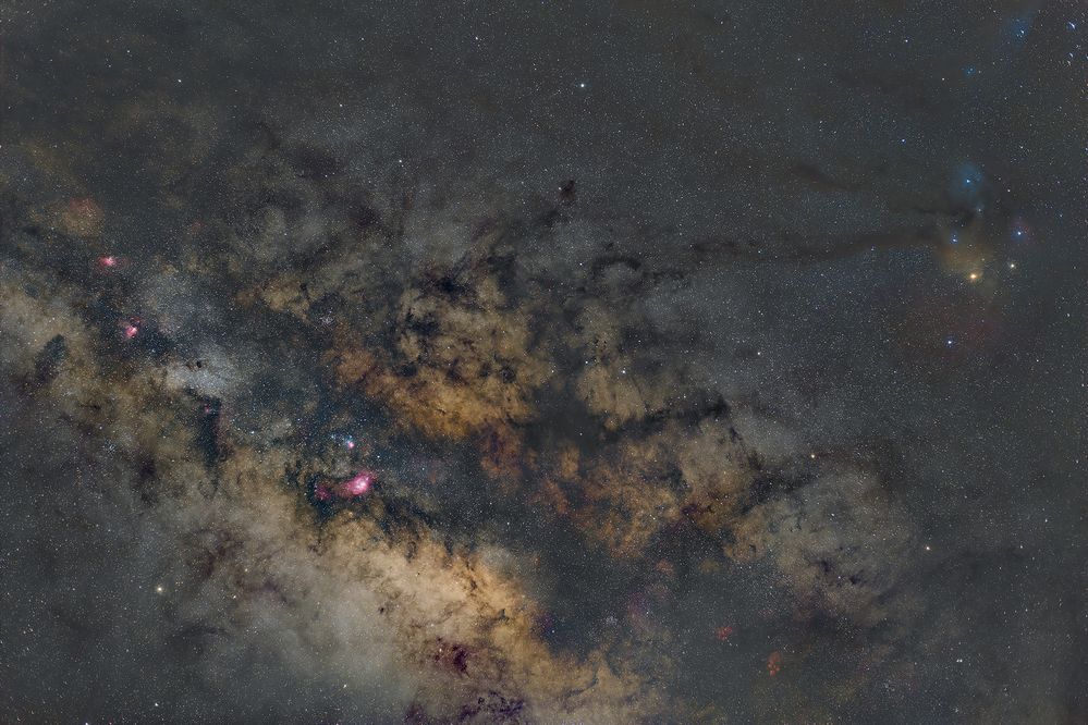 Photograph by Massimo Tamajo