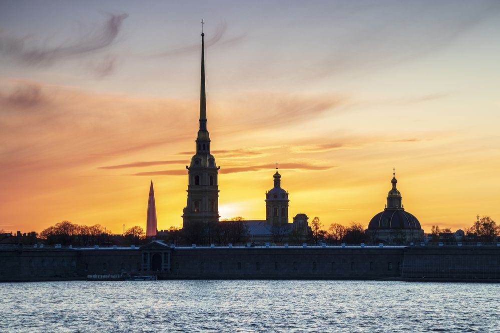 Петропавловская крепость на закате