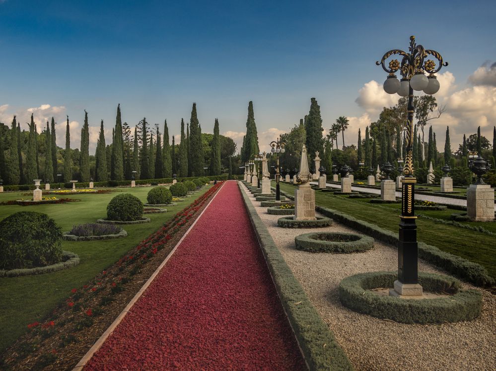 Photograph by Lev Tsenter