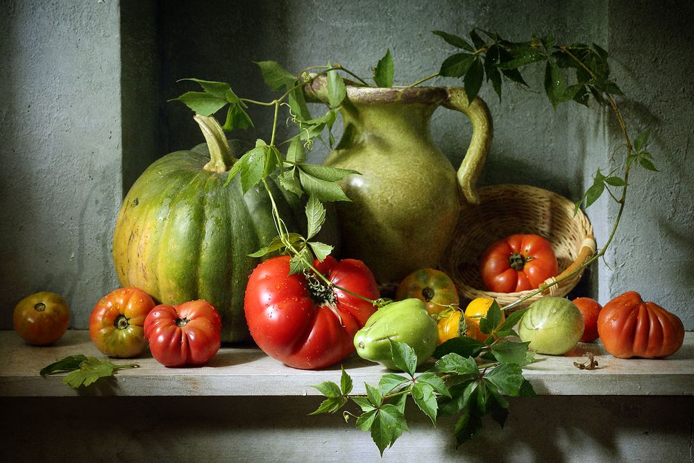 Тыква и помидоры