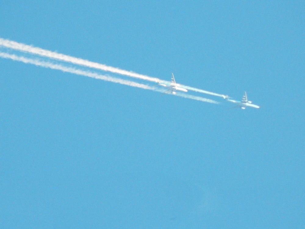 Летящий самолет. Мой первый опыт.