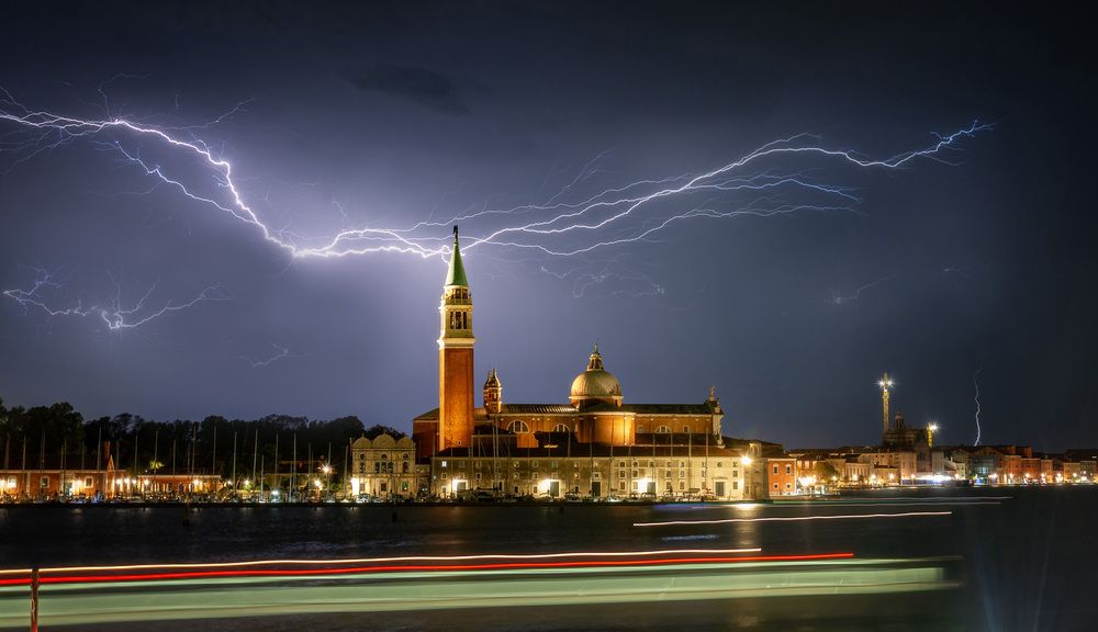 Tormenta en la laguna de Venecia